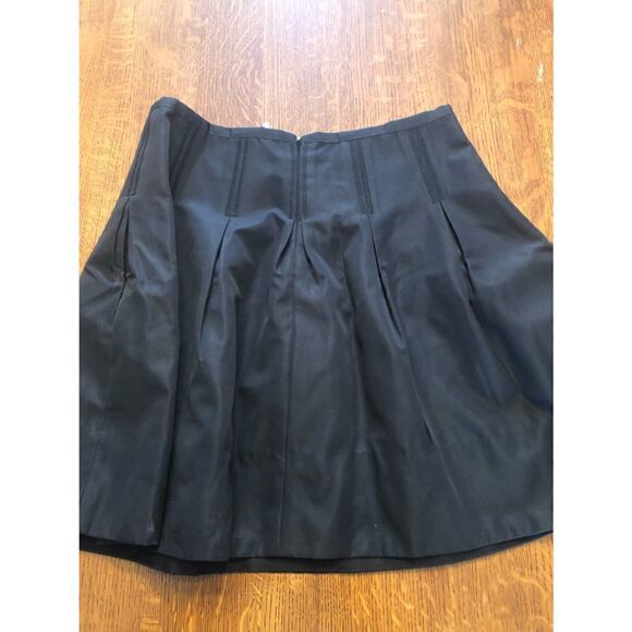 GAP Black Mini-Skirt with Pleat Darts & Pockets Size 8 - Picture 9 of 11